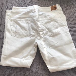 American Eagle white pants